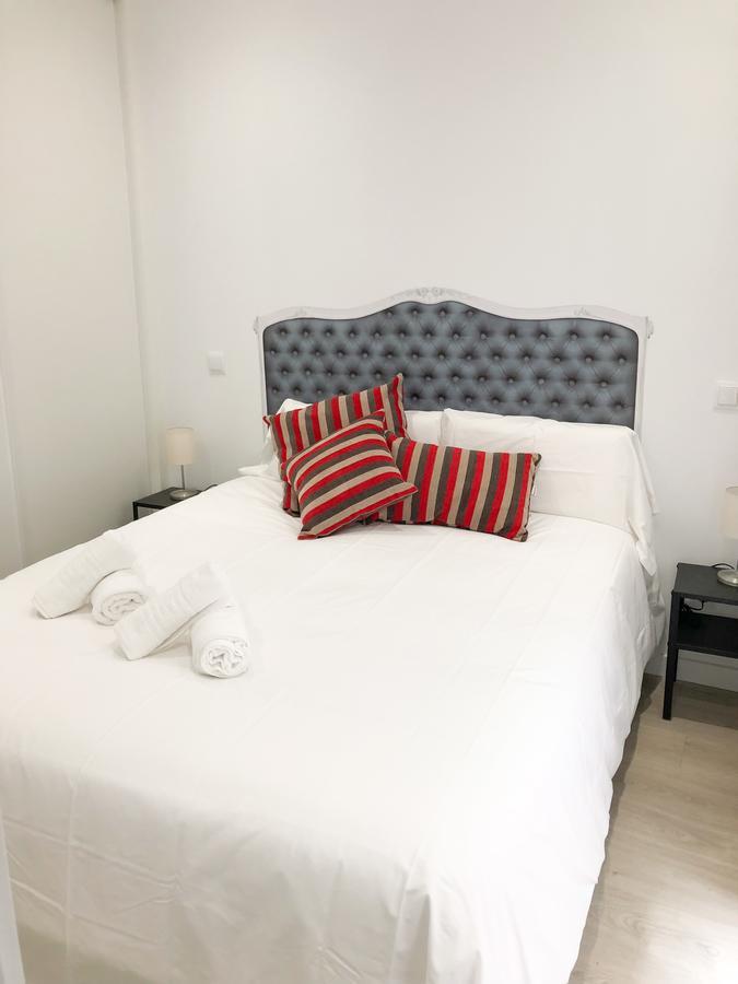 Modern With Ideal Location Next To Atocha Station Madrid Exteriör bild