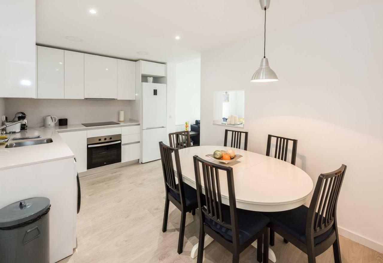 Modern With Ideal Location Next To Atocha Station Madrid Exteriör bild
