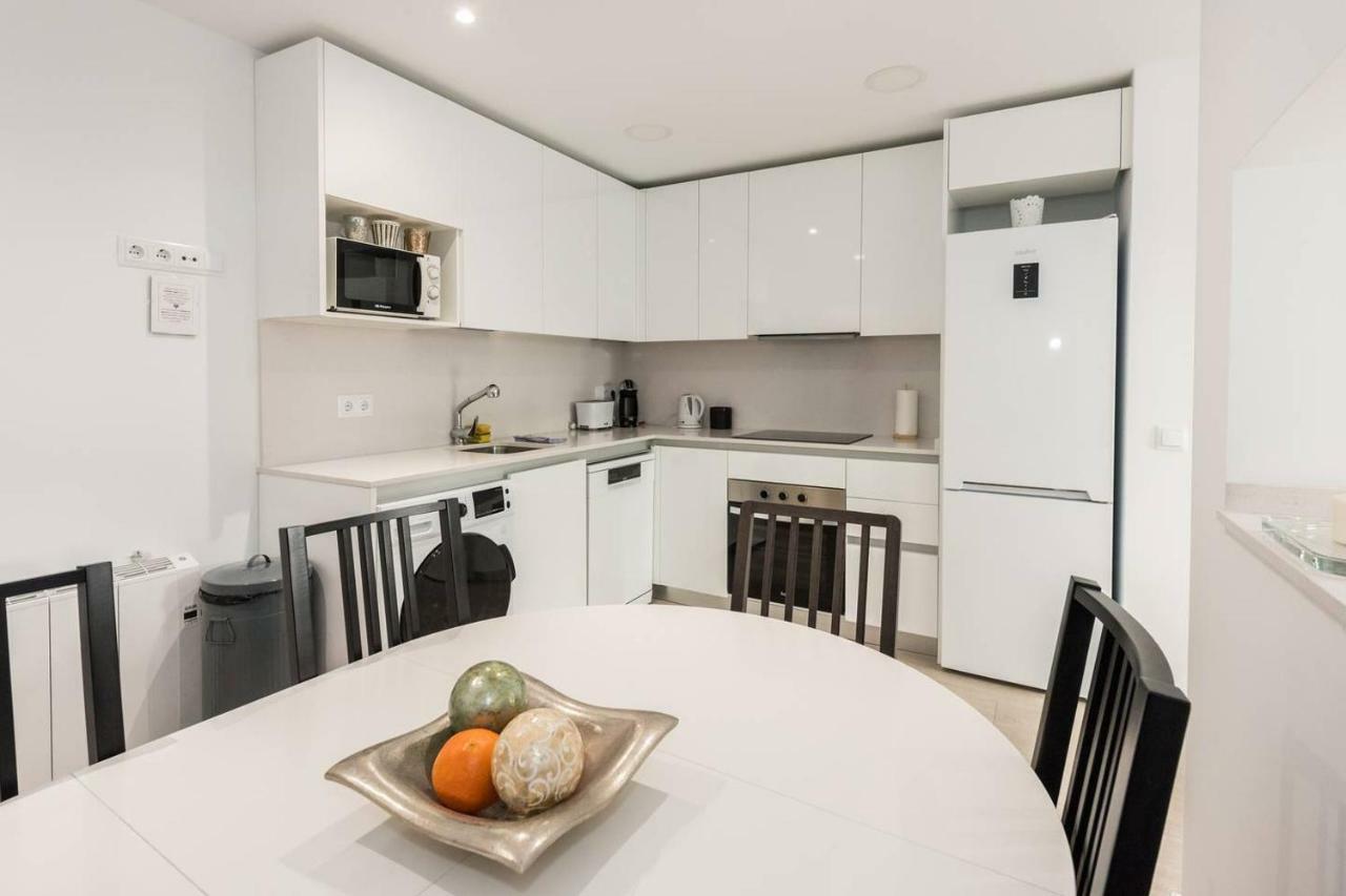 Modern With Ideal Location Next To Atocha Station Madrid Exteriör bild