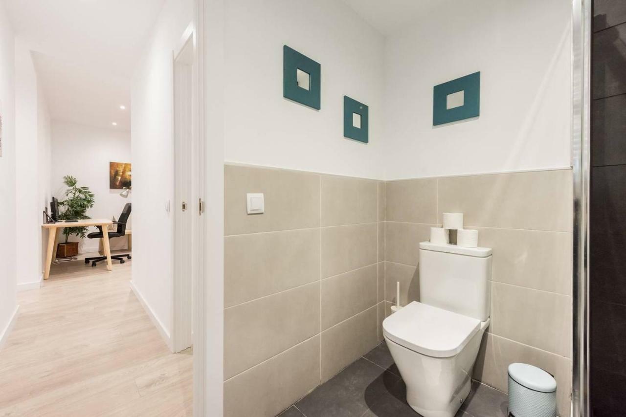 Modern With Ideal Location Next To Atocha Station Madrid Exteriör bild