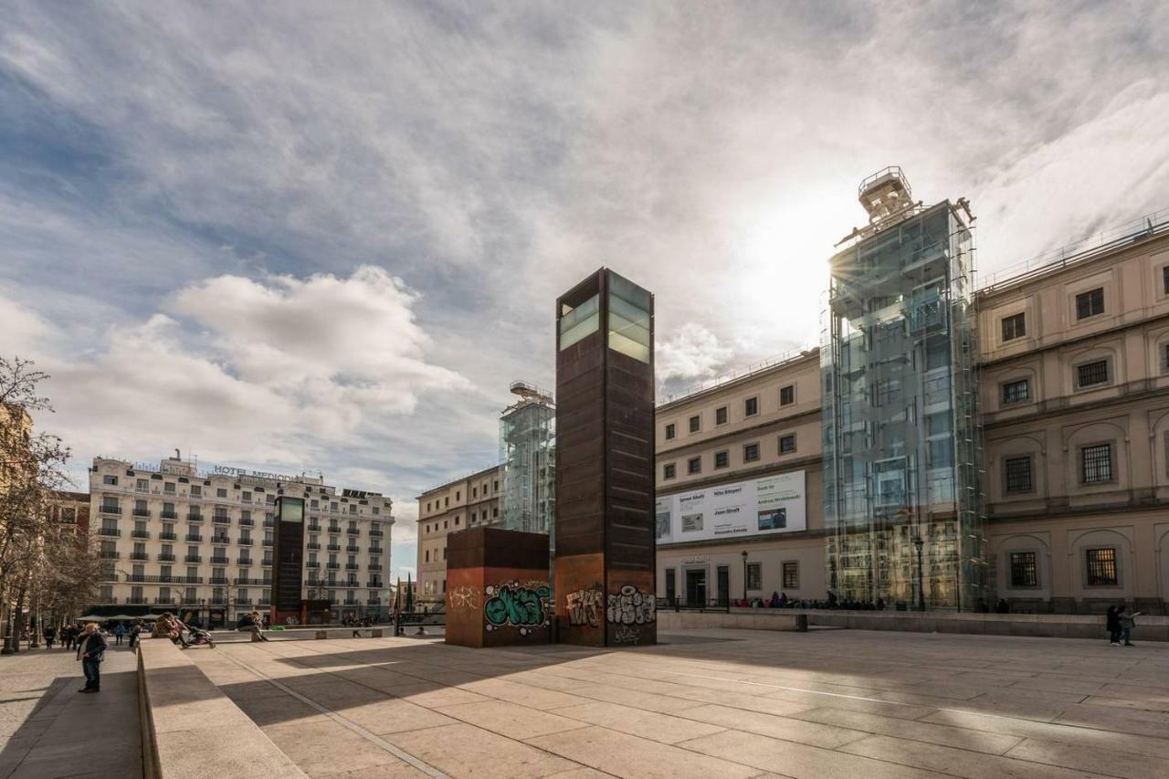 Modern With Ideal Location Next To Atocha Station Madrid Exteriör bild