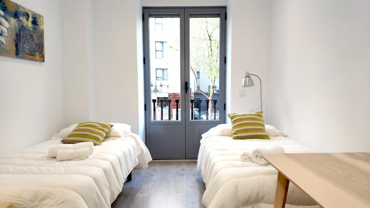 Modern With Ideal Location Next To Atocha Station Madrid Exteriör bild